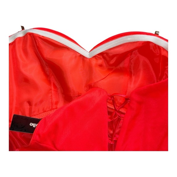 Elegant Formal Strapless Coral Pink Dress with Rhinestone Embellishments Size 7‎ - Picture 4 of 11